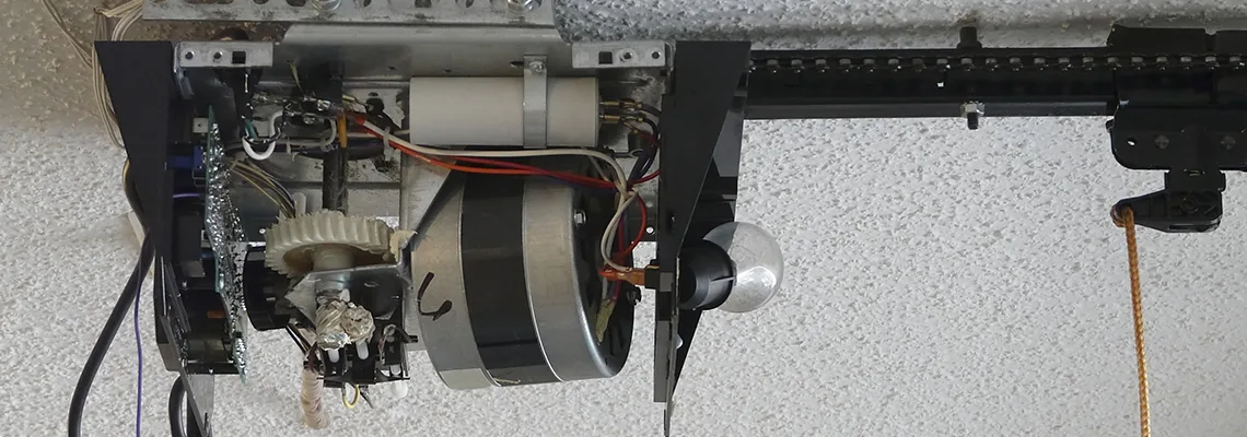 Sliding Garage Door Humming Noise Repair in Markham, Ontario